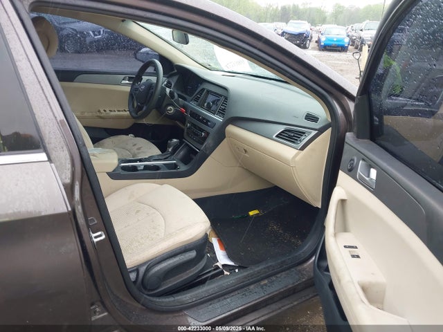 5NPE24AF7FH089104 Hyundai SONATA SE