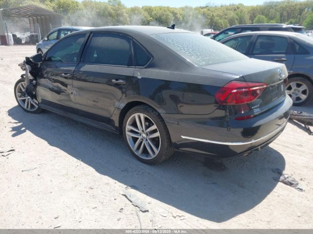 1VWAA7A39JC006444 Volkswagen Passat 2.0t R-line/2.0t S
