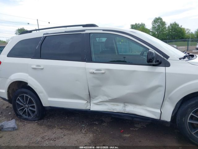 3C4PDCBBXKT738042 Dodge JOURNEY SE