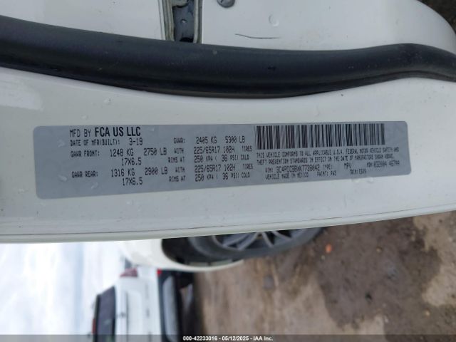 3C4PDCBBXKT738042 Dodge JOURNEY SE