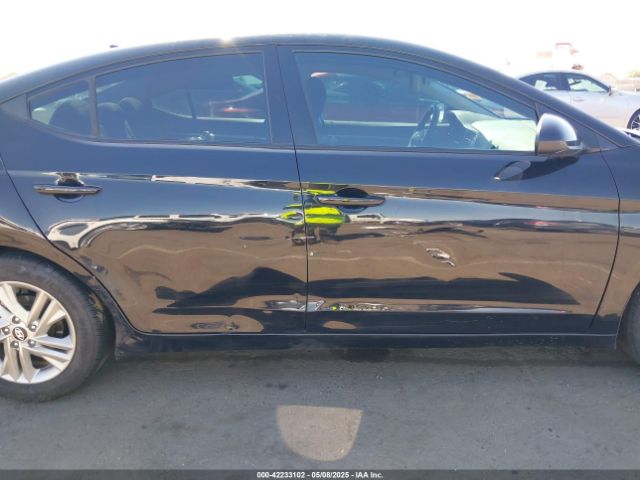 5NPD84LFXKH411493 Hyundai ELANTRA SEL