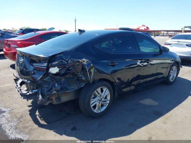 5NPD84LFXKH411493 Hyundai ELANTRA SEL