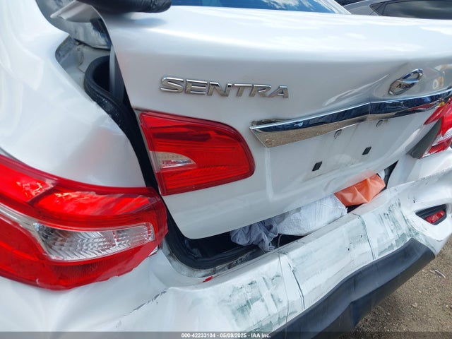 3N1AB7AP5HY389368 Nissan SENTRA SV