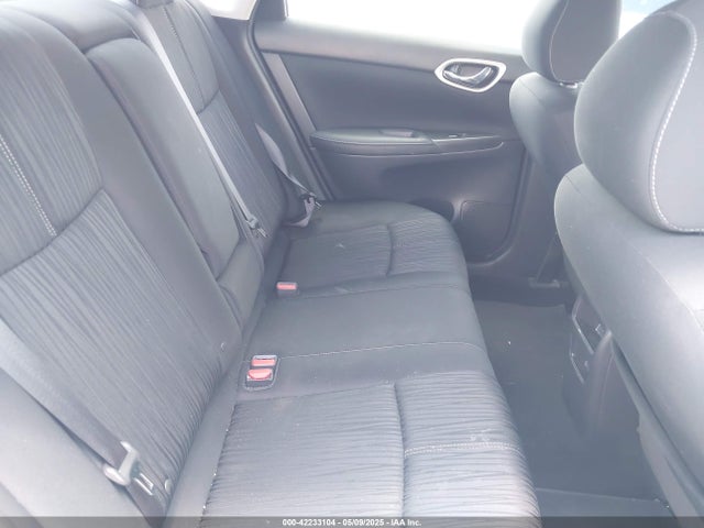 3N1AB7AP5HY389368 Nissan SENTRA SV