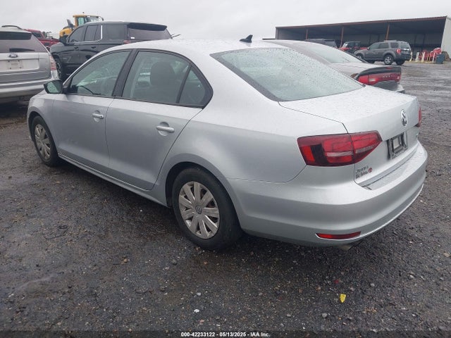 3VW267AJ8GM209126 Volkswagen Jetta 1.4t S