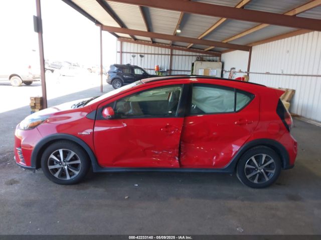 JTDKDTB38J1616269 Toyota Prius C Two