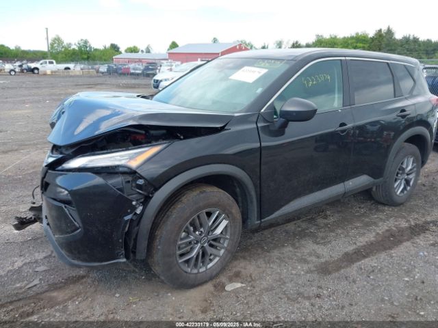5N1BT3AB4RC693227 Nissan Rogue S Intelligent Awd