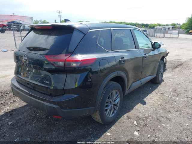 5N1BT3AB4RC693227 Nissan Rogue S Intelligent Awd