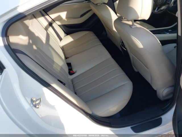 JM1GL1VM5M1614436 Mazda Mazda6 Touring