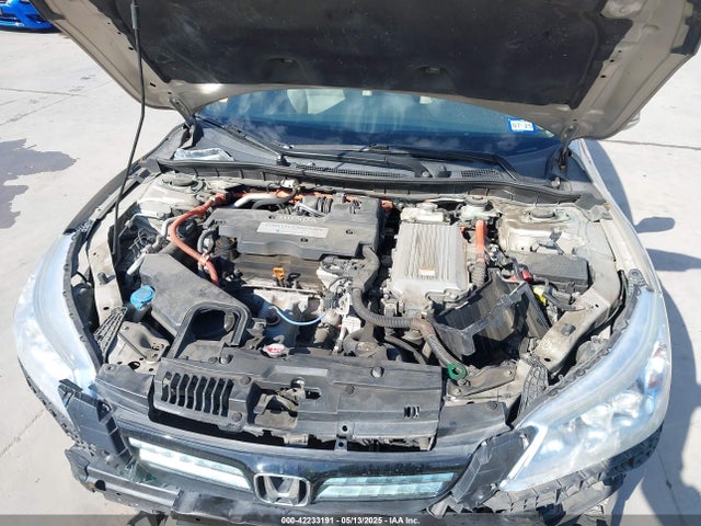 1HGCR6F78FA013366 Honda Accord Hybrid Touring