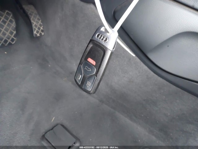 Audi Q7 2.0t Premium 2018 WA1LHAF71JD021489 Image 11