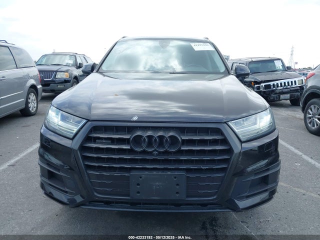 Audi Q7 2.0t Premium 2018 WA1LHAF71JD021489 Image 12