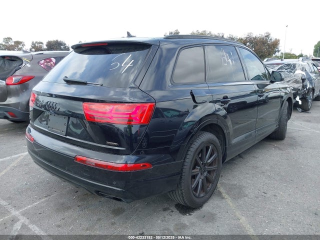 Audi Q7 2.0t Premium 2018 WA1LHAF71JD021489 Image 4