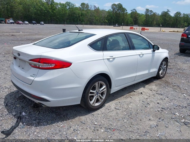 3FA6P0HDXJR145387 Ford FUSION SE