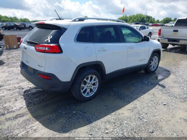 2018 JEEP CHEROKEE 1C4PJLCB1JD553390 Photo 3