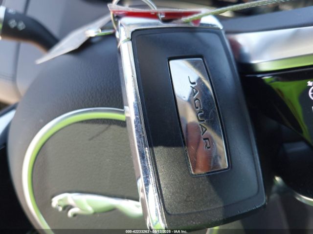 2021 JAGUAR E-PACE SADFP2FX7M1027769 Photo 10