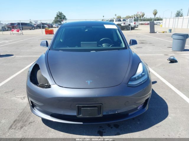 5YJ3E1EBXKF389541 Tesla Model 3 Long Range/performance