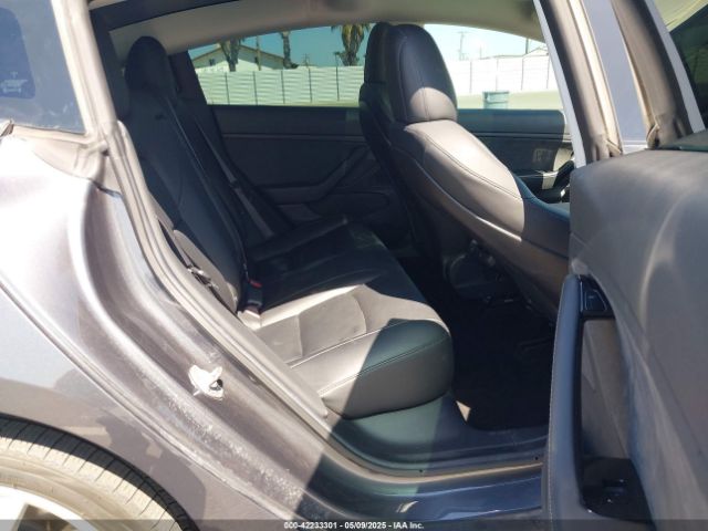 5YJ3E1EBXKF389541 Tesla Model 3 Long Range/performance