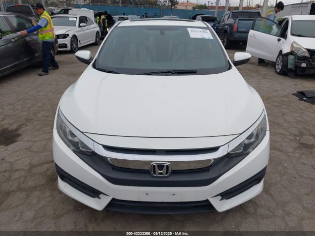 2HGFC4B09JH300995 Honda Civic Lx-p