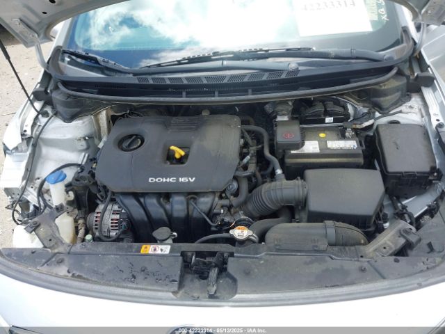 3KPFL4A7XJE249743 KIA FORTE LX