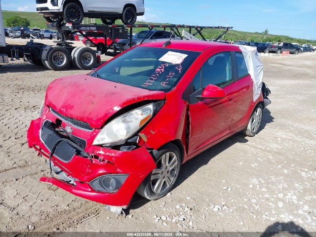 Chevrolet Spark 1lt Cvt 2015 KL8CD6S9XFC751557 Image 2