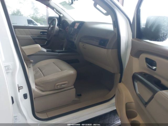 5N1BA0ND4FN622772 Nissan Armada Sl