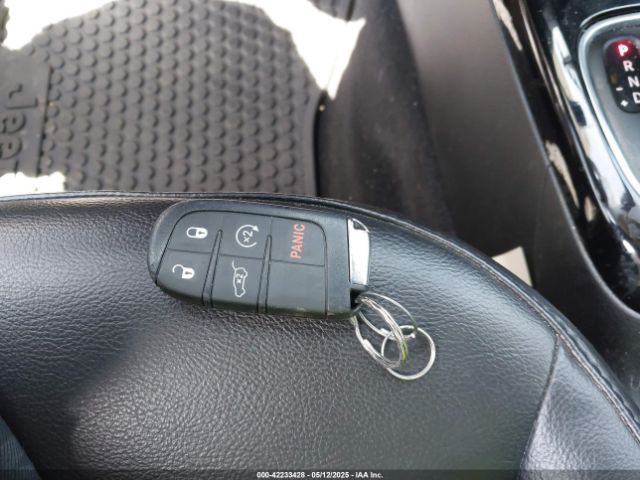 3C4NJDBB0JT321078 Jeep Compass Altitude 4x4