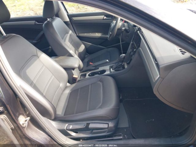 1VWSA7A34NC002411 Volkswagen Passat 2.0t Se