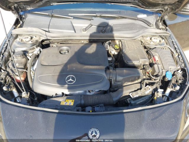 WDDSJ4GB9KN721403 Mercedes-Benz CLA 250 4MATIC