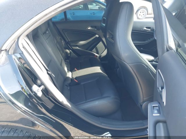 WDDSJ4GB9KN721403 Mercedes-Benz CLA 250 4MATIC
