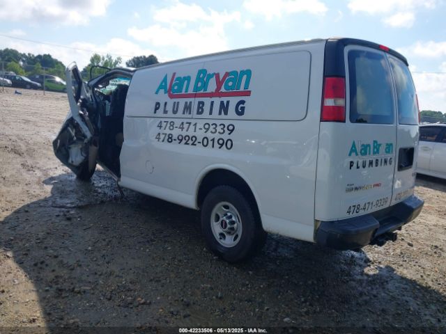 2017 GMC SAVANA 2500 1GTW7AFG9H1117887 Photo 2