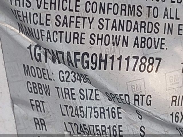 2017 GMC SAVANA 2500 1GTW7AFG9H1117887 Photo 8