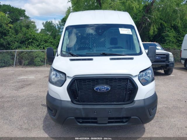 1FTBR3X89NKA23915 Ford Transit-250 Cargo Van