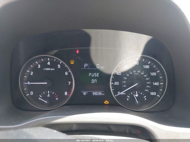 5NPD84LF5HH109232 Hyundai Elantra