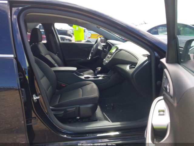 1G1ZD5ST7SF129992 Chevrolet Malibu Fwd 1lt