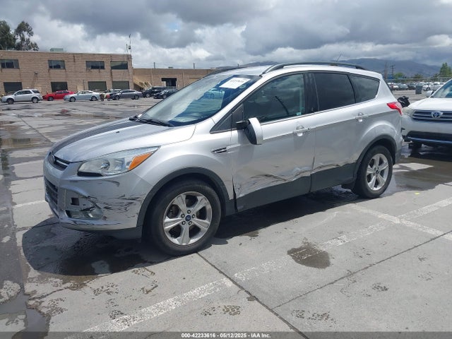 1FMCU0GX3GUC30165 Ford ESCAPE SE