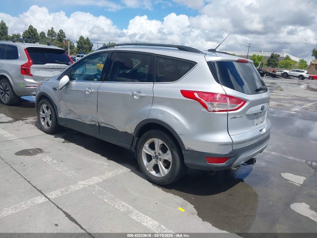 1FMCU0GX3GUC30165 Ford ESCAPE SE