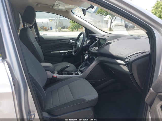 1FMCU0GX3GUC30165 Ford ESCAPE SE