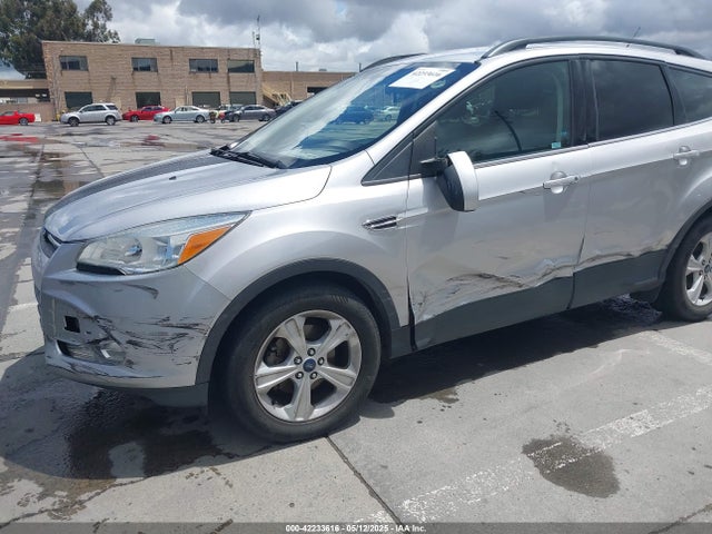 1FMCU0GX3GUC30165 Ford ESCAPE SE