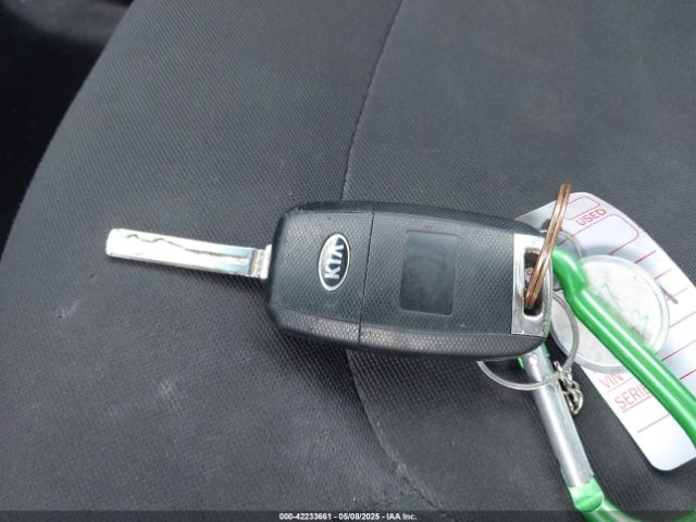 KNDJN2A29F7774037 KIA Soul