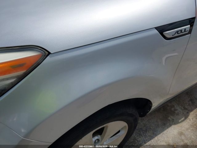 KNDJN2A29F7774037 KIA Soul