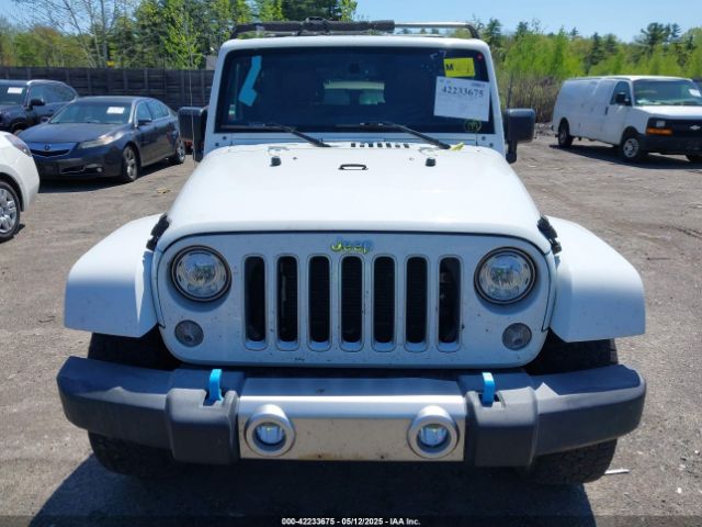 1C4BJWEG3HL517219 Jeep Wrangler Unlimited Sahara 4x4