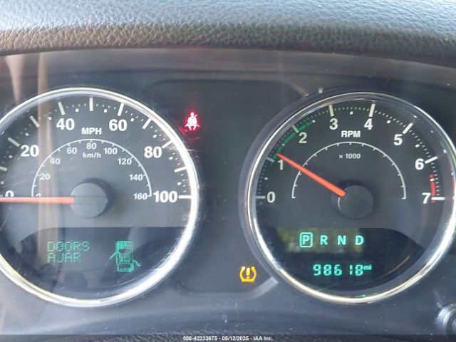 1C4BJWEG3HL517219 Jeep Wrangler Unlimited Sahara 4x4