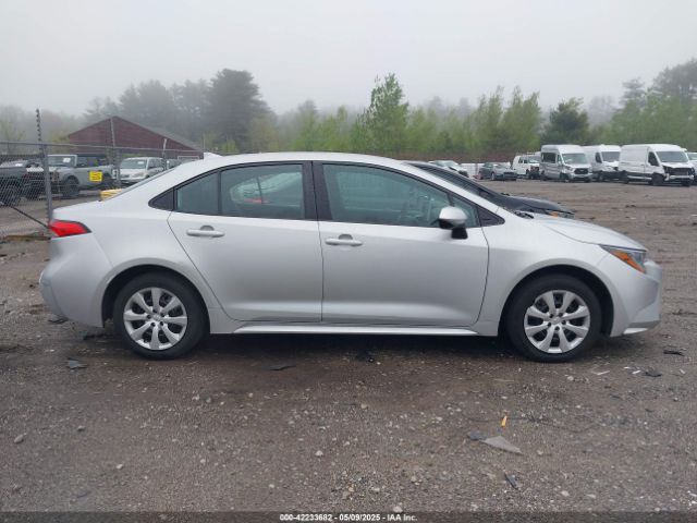5YFEPRAE9LP095099 Toyota COROLLA LE