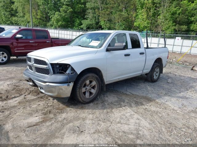 2015 RAM 1500 1C6RR7FG5FS647542 Photo 1