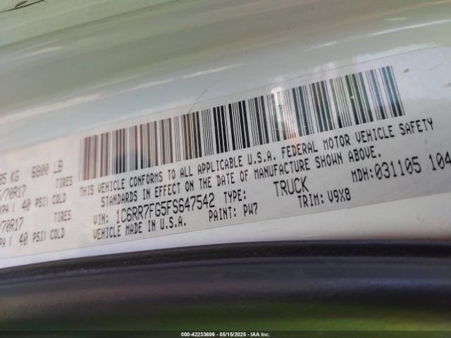 2015 RAM 1500 1C6RR7FG5FS647542 Photo 8