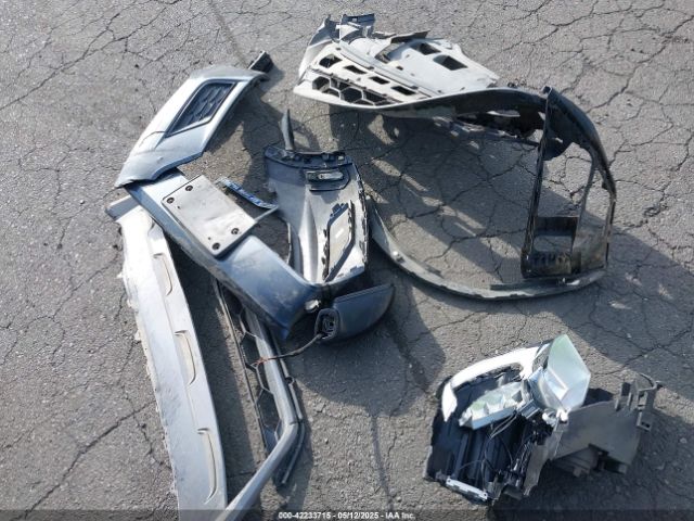 3VV3B7AX8JM049913 Volkswagen Tiguan