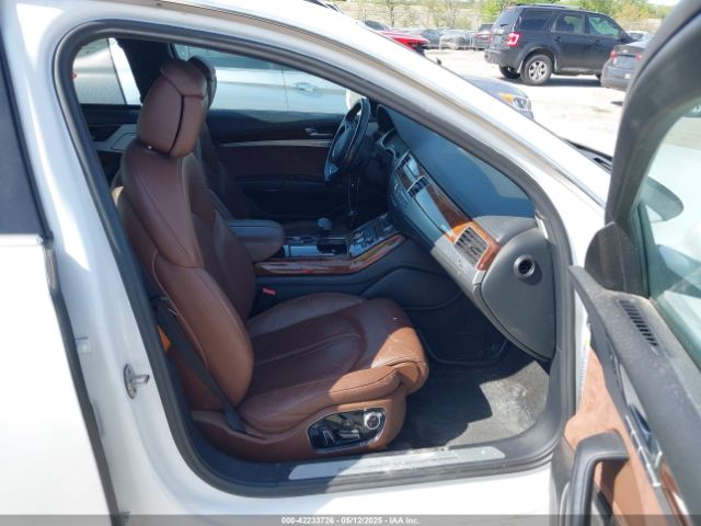 2011 AUDI A8 WAUAVAFD7BN021601 Photo 4