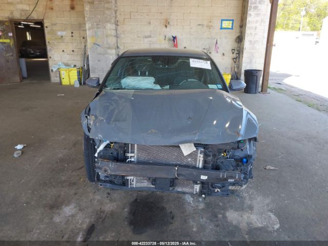 KMHLM4AJ1NU024044 Hyundai Elantra Hybrid Blue