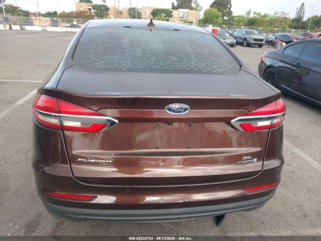 3FA6P0LU5KR175048 Ford Fusion Hybrid Se